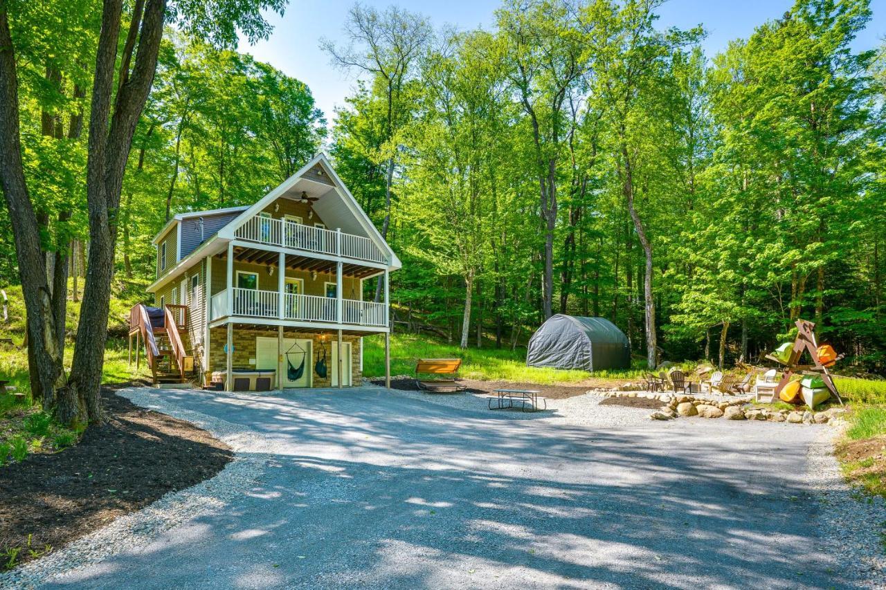 Old Forge Home With Hot Tub And Game Room! Exterior photo